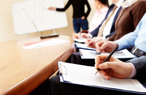 東京にて人材育成や研修のご依頼を承っておりますのでご相談ください